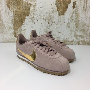 nike cortez taupe